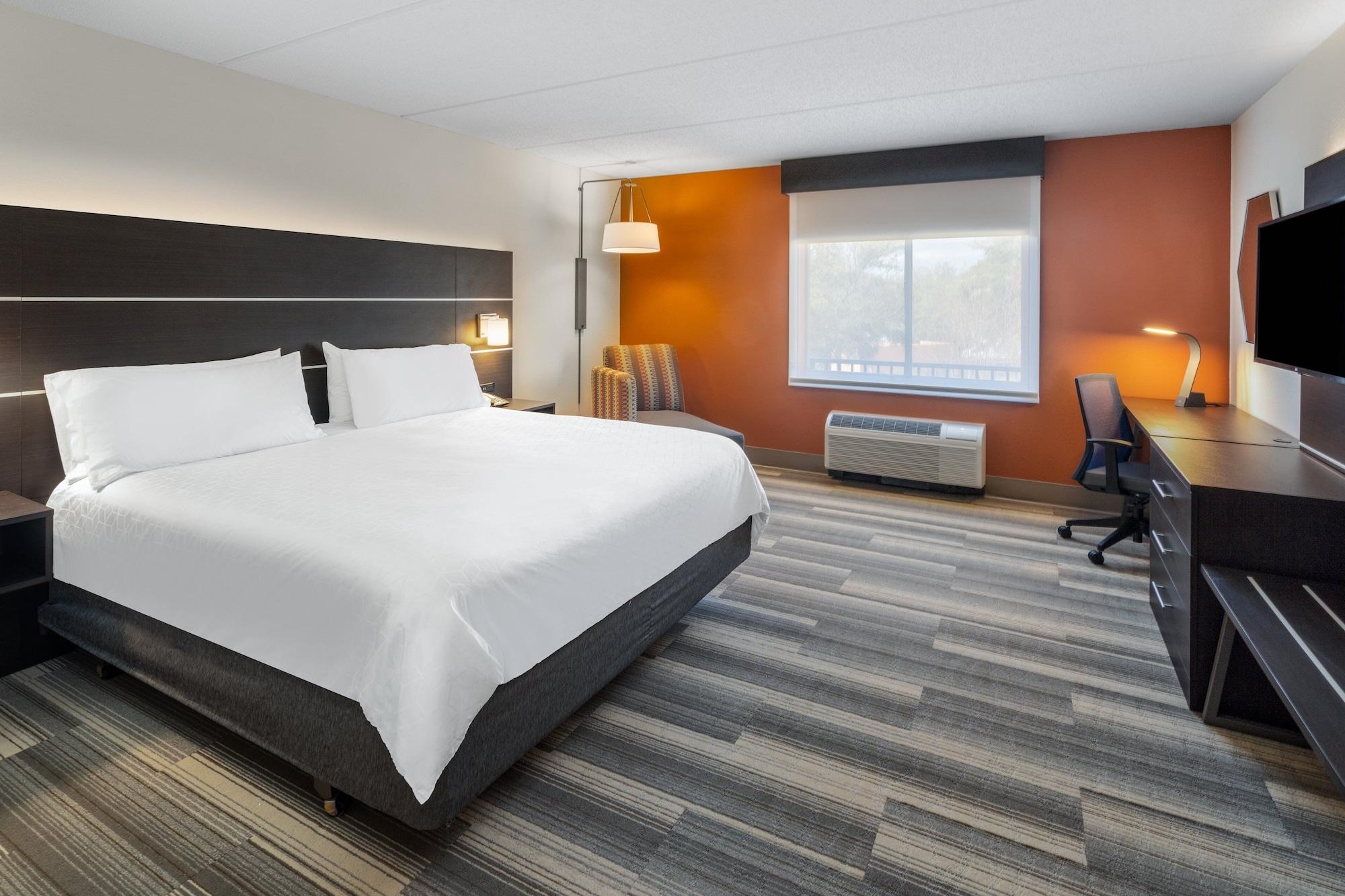 Holiday Inn Express Hotel & Suites Bluffton At Hilton Head Area By Ihg Exterior photo